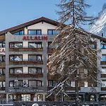 Swiss Alpine Allalin Hotel Zermatt