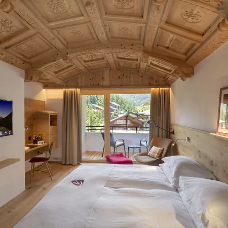 Hotel Swiss Alpine Allalin 4*