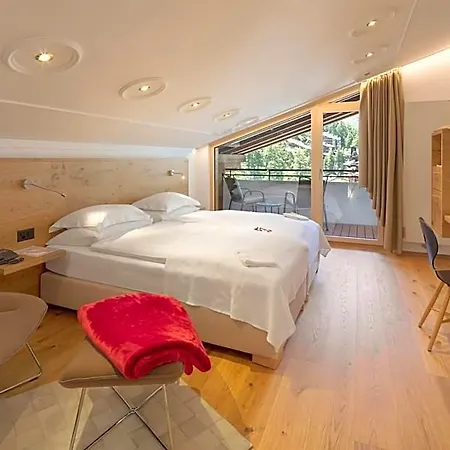 Swiss Alpine Allalin Hotel