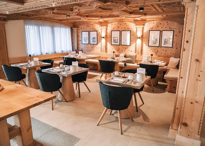 Swiss Alpine Allalin Hotel Zermatt