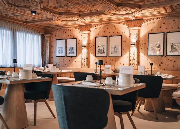 Swiss Alpine Allalin Готель