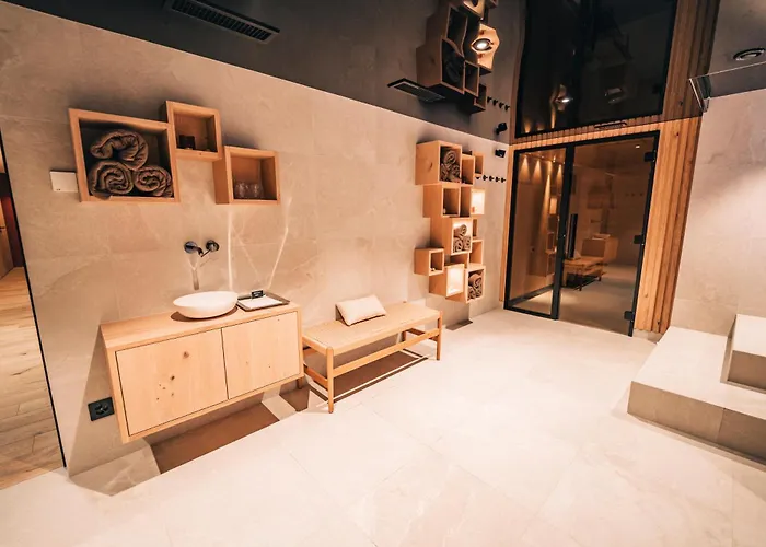 Swiss Alpine Allalin 4* Церматт