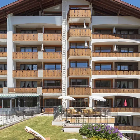 Готель Swiss Alpine Allalin Церматт