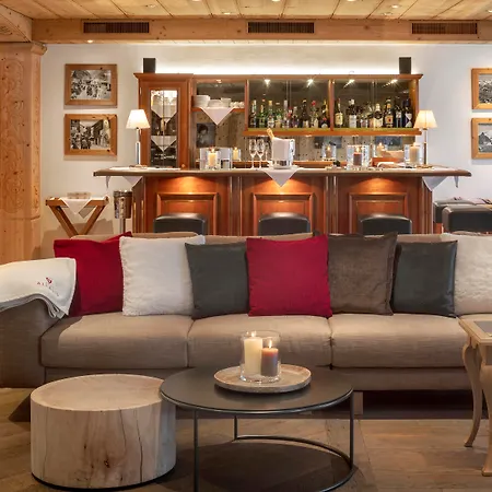 Szálloda Swiss Alpine Allalin 4*