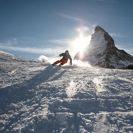 Swiss Alpine Allalin Szálloda Zermatt